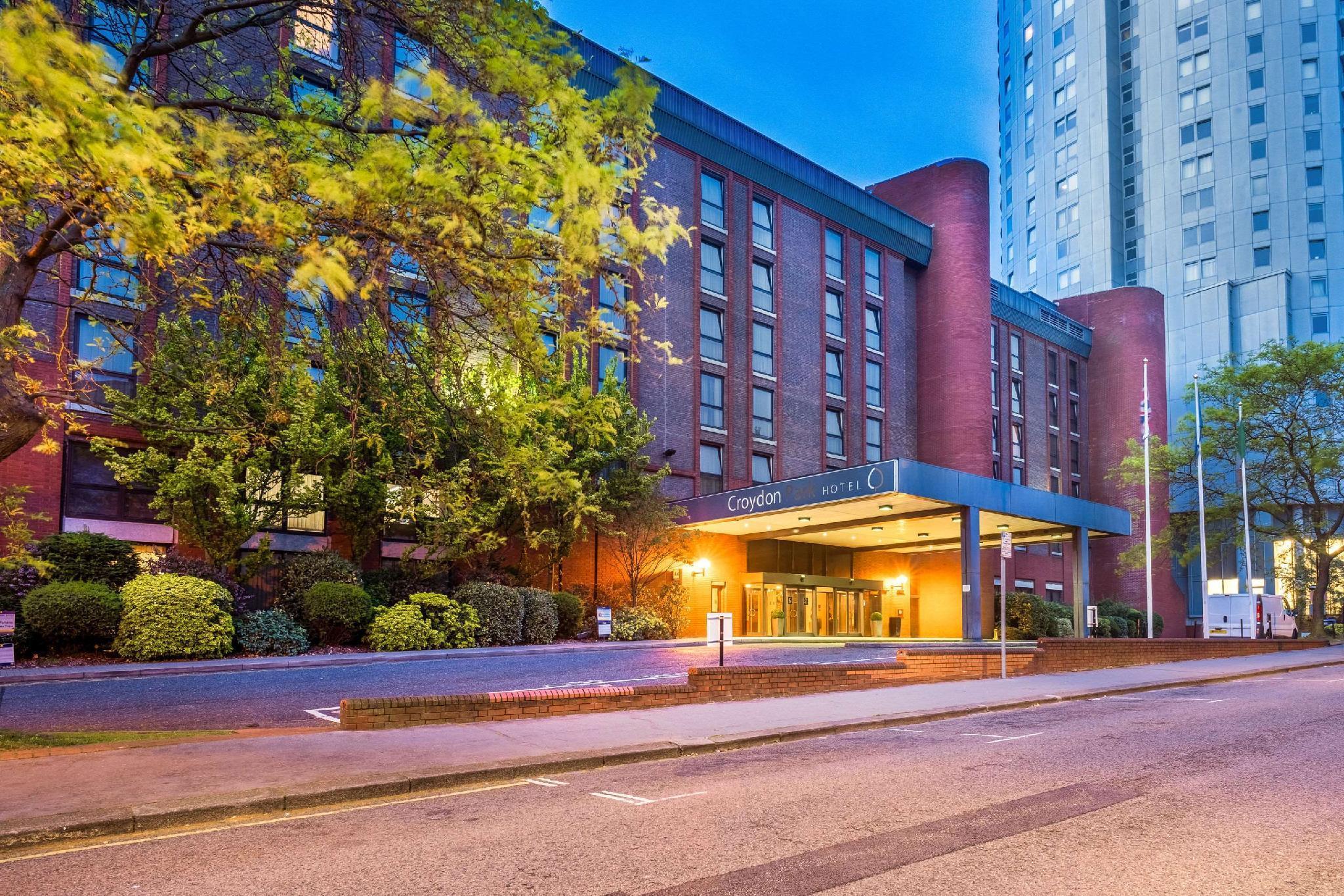 Clarion Croydon Park Hotel Bagian luar foto
