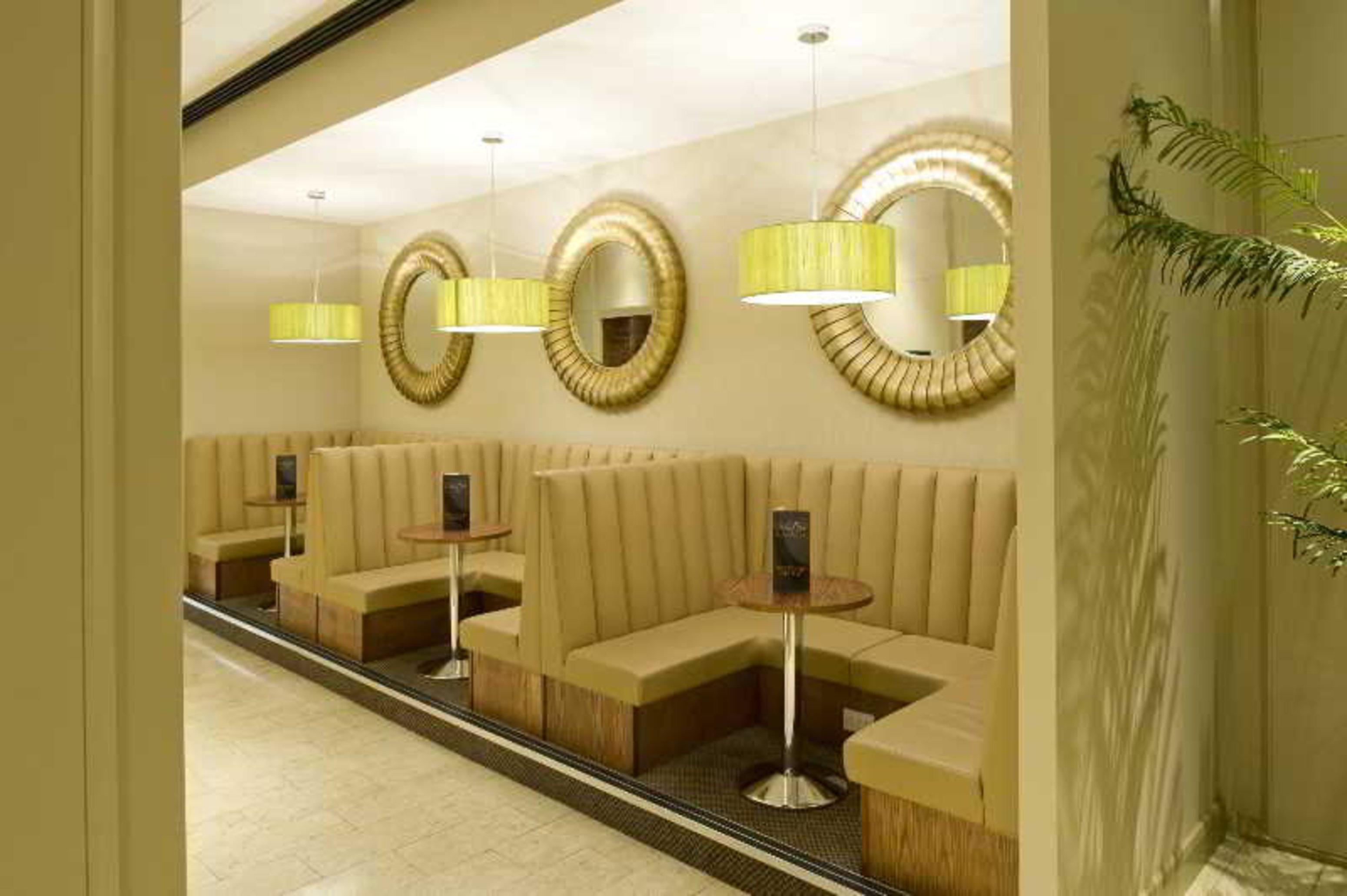 Clarion Croydon Park Hotel Bagian luar foto